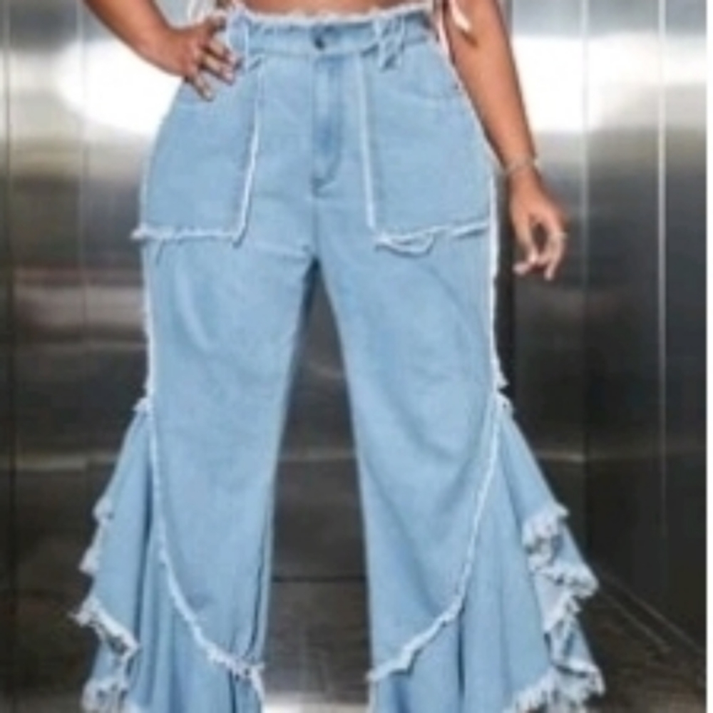 Cloths - Picture 1 of 1